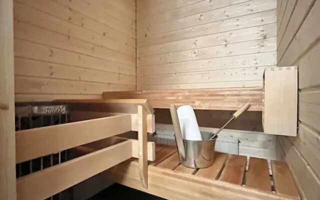 TH City Suite 1