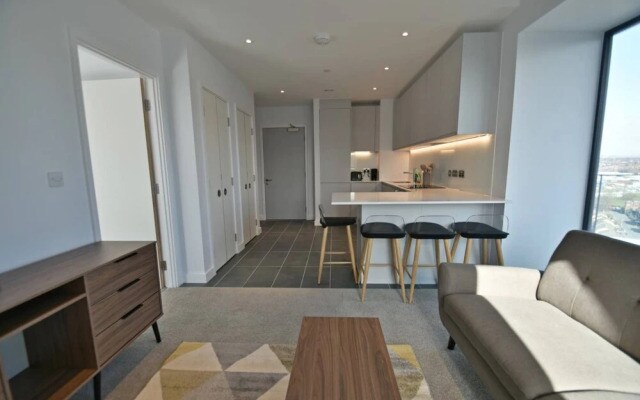 Modern 2 Bedroom Apartment in Green Gate