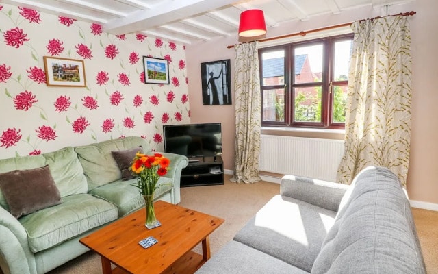 Dove Cottage, Chesterfield