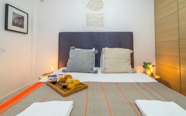 Canal House Paris