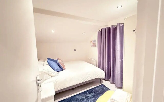 25min to Central - Zone 2 - Free Parking - Sleep 6