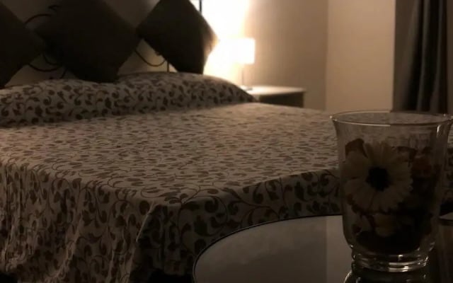 White King Rooms