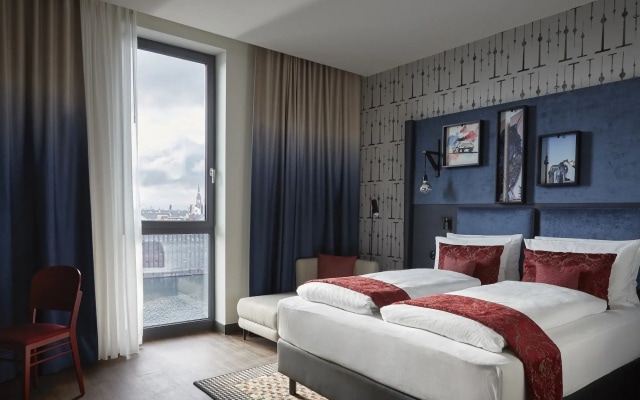 Hotel Indigo Berlin - East Side Gallery by IHG