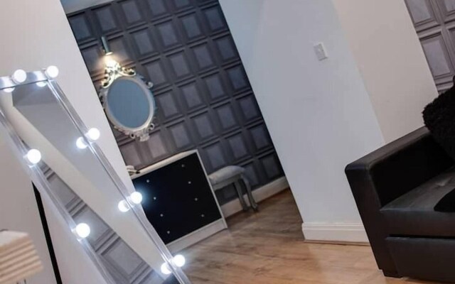 Dukes Street Apartment Hotel