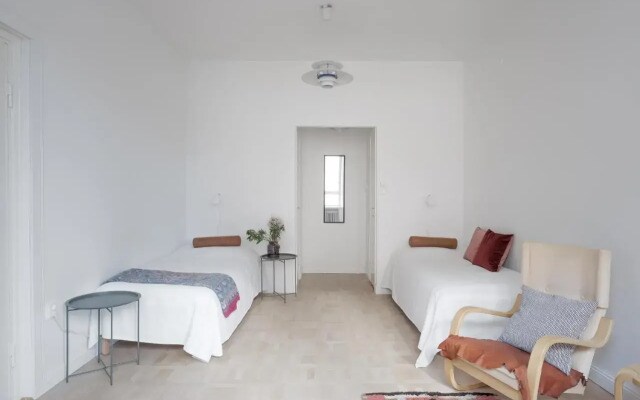 Hotel-Standard Design Apartment with Seaview