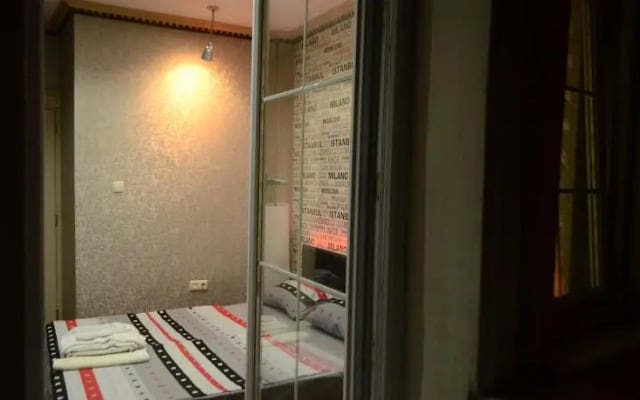 EuroPera Hotel