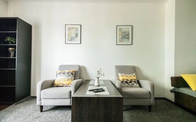 Elegant Apartment Old Town IV