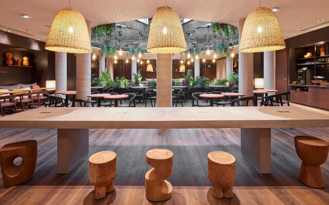 Le Bellune Paris Hotel & Spa