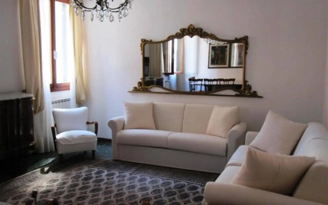 VeniceIn Apartments