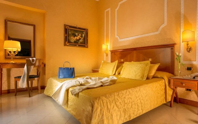 Amalia Hotel