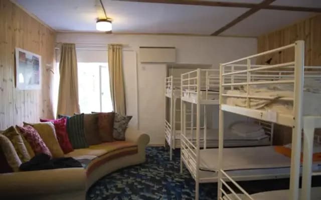 MO Hostel