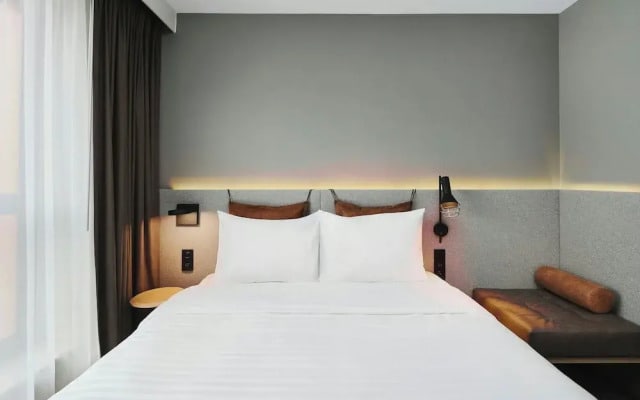 Moxy Warsaw City