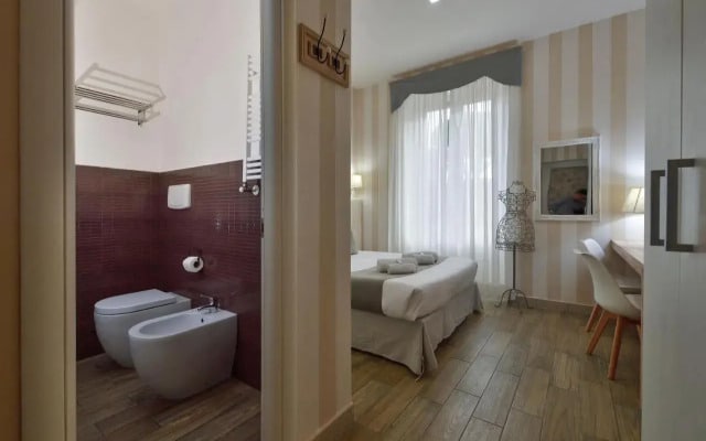 Vatican Rooms