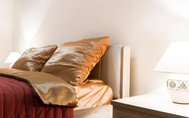 Plus 1 Hotel