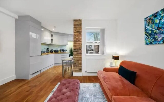 Flat 1 Victoria Grove