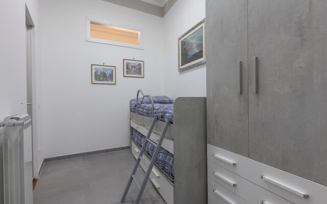 Rental in Rome Gregoriana Apartment