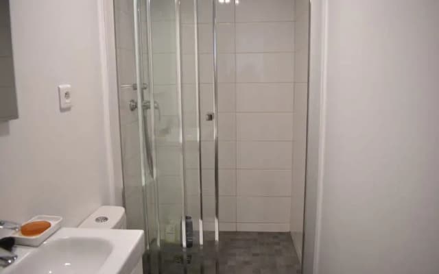 Spacious 3 Bedroom Apartment