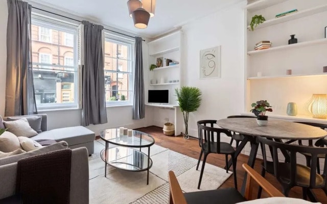 Stunning 1 Bed Apt, Sleeps 4 nr Central London