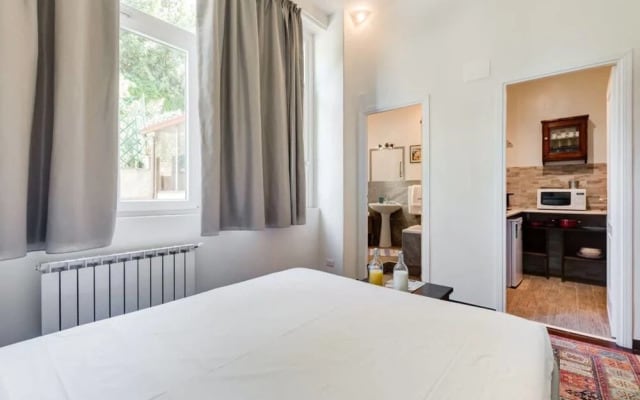 Elegant 1 bed Flat in Central Location