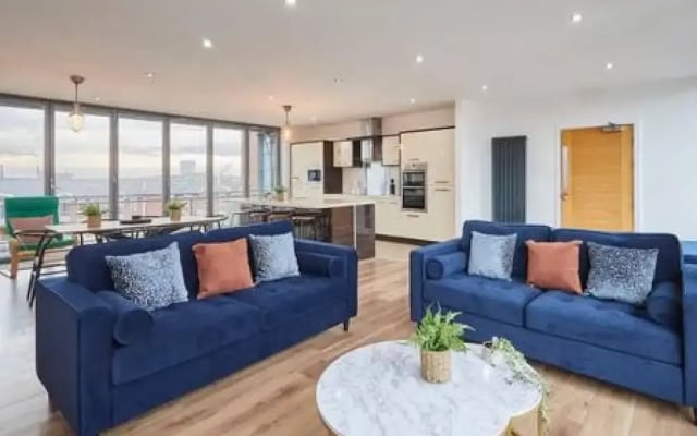 Host Stay The Knight Street Penthouse II