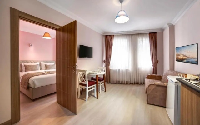 Seven Roses Apart Hotel