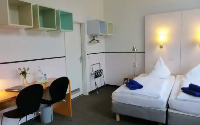Alex Hotel