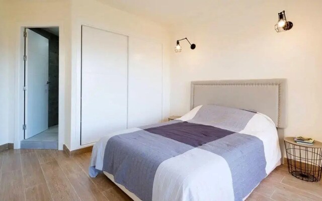 Apartment Club Playa Flores