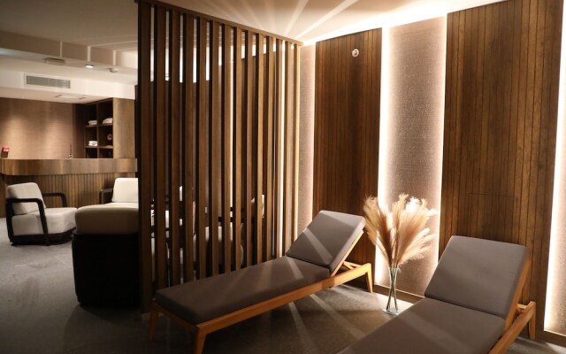 PL Managed By Dedeman