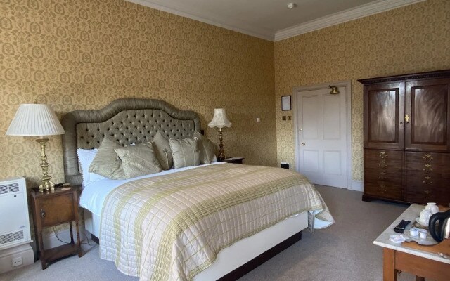 Rossington Hall
