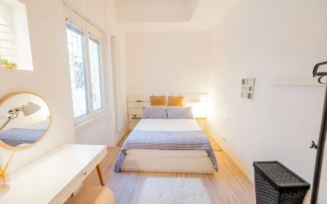 Charming Design Apartment In Vibrant Pigneto