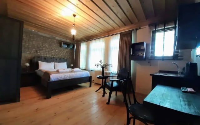 Zeytin Ağacı Hotel