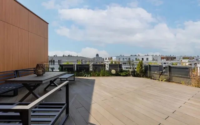 Magnificent Sarmacka By Renters Prestige