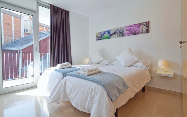 Charmsuites