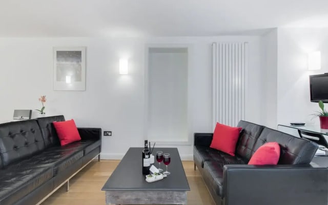 Spacious New Kings Road Nest