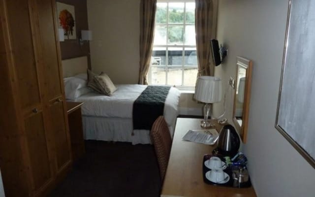The Queen Hotel