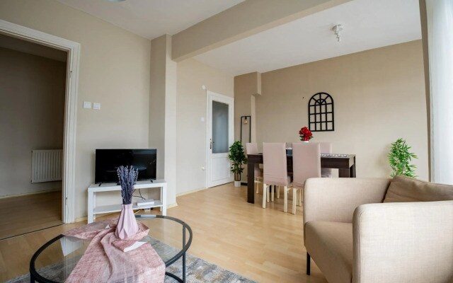 Spacious 2 Bedroom with Panoramic Bosphorus view