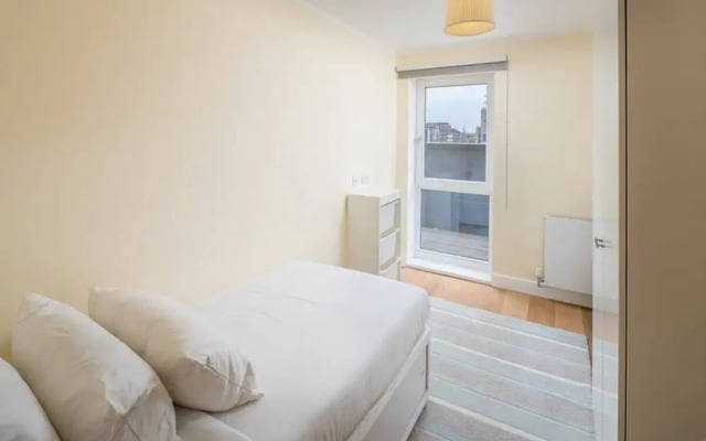 Spacious 3bed2bath W/balcony in Battersea