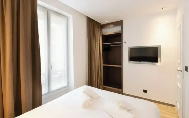 Les Suites Tour Eiffel