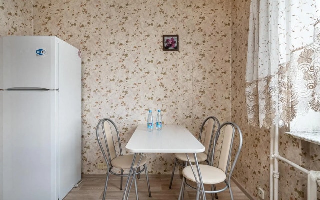 BestFlat24 (БэстФлэт24) на улице Менжинского