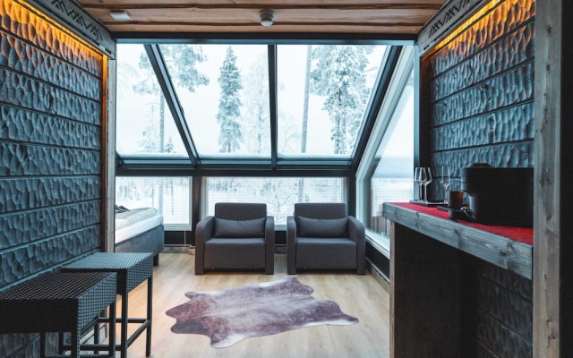 Suomu Aurora Glass Resort