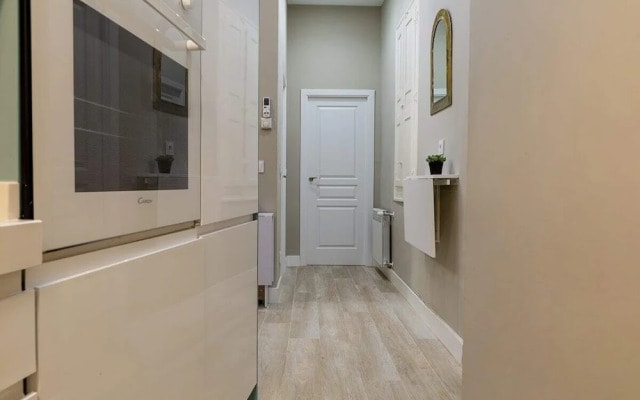 Cosy 2 Bed Apt in Chamberí 2 Min to Tube
