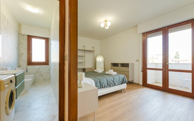 Lily Flat - 15 min from Venice