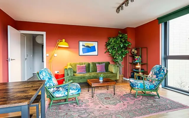 NEH - Vibrant and Modern Apartment With Canal View