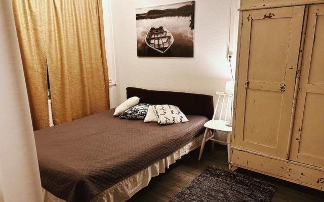 Old School Lodge Tahko Small Room
