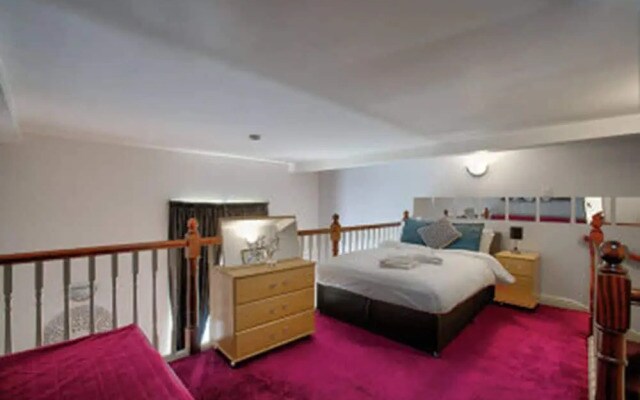 Karah Suites Wilton Place