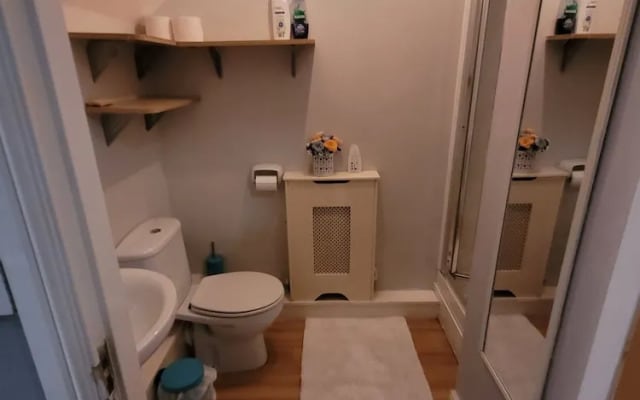 2-bed Apartment, Sleeps 4,on-site Parking
