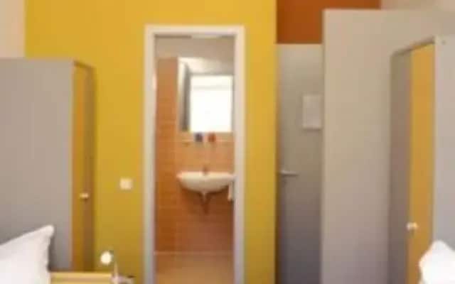 Meininger City Hostel Tempelhofer Ufer
