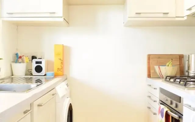 Bright 1 Bedroom Flat in Brook Green