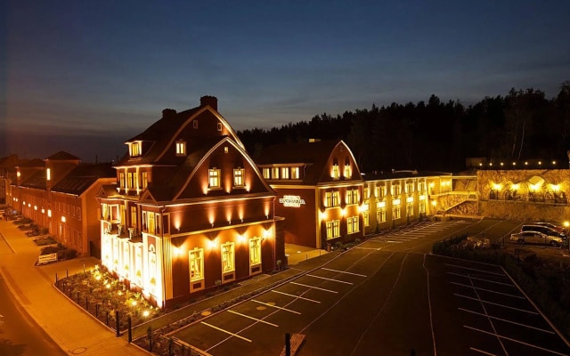 hotelImage