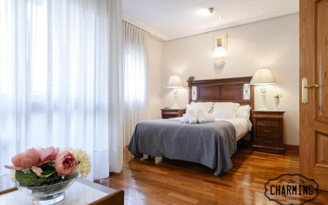 Апартаменты Charming Arguelles